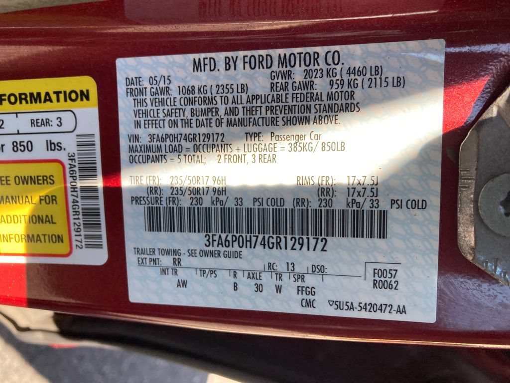 Used 2016 Ford Fusion SE FWD image 34