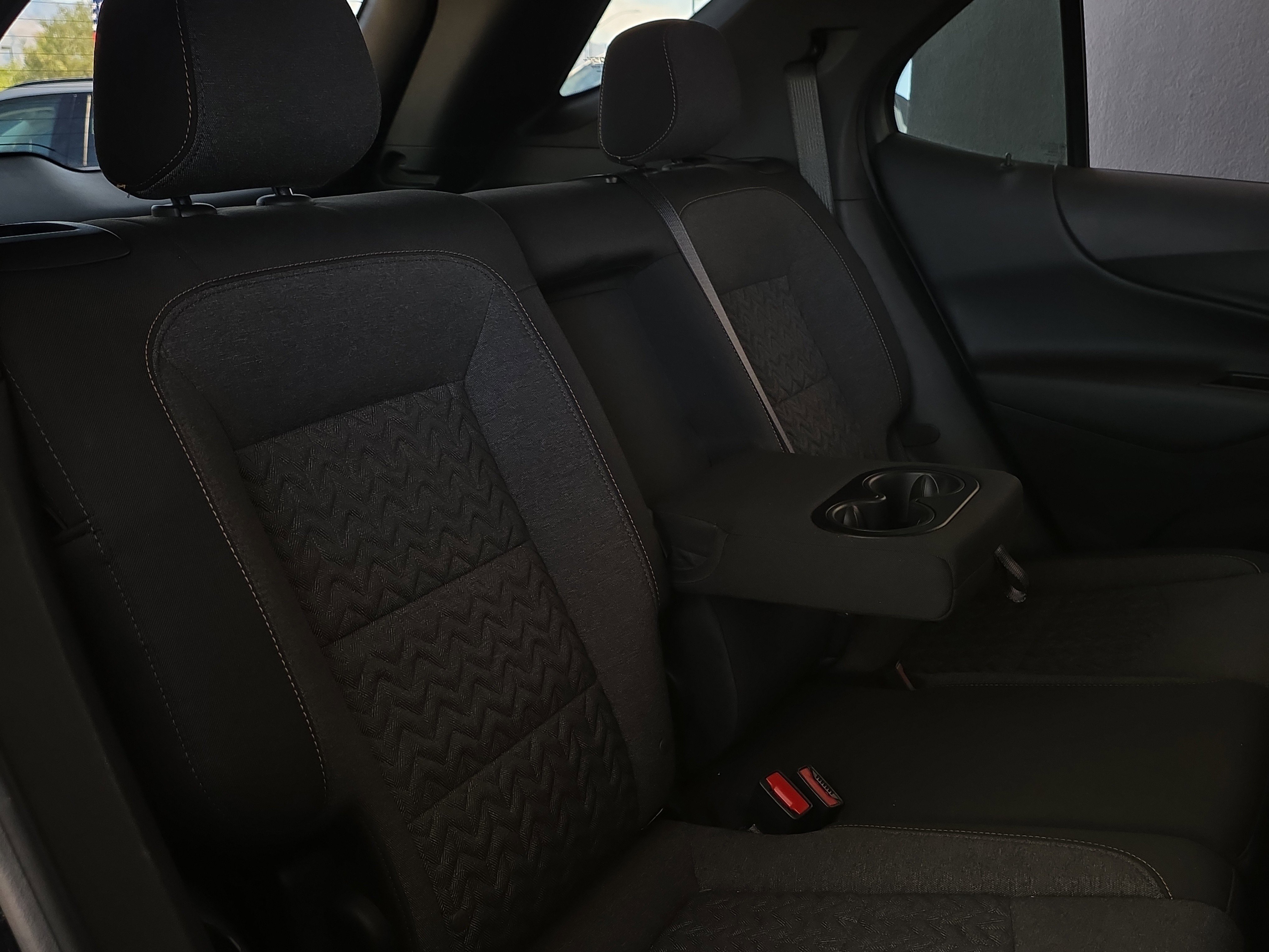 Used 2023 Chevrolet Equinox LT image 20