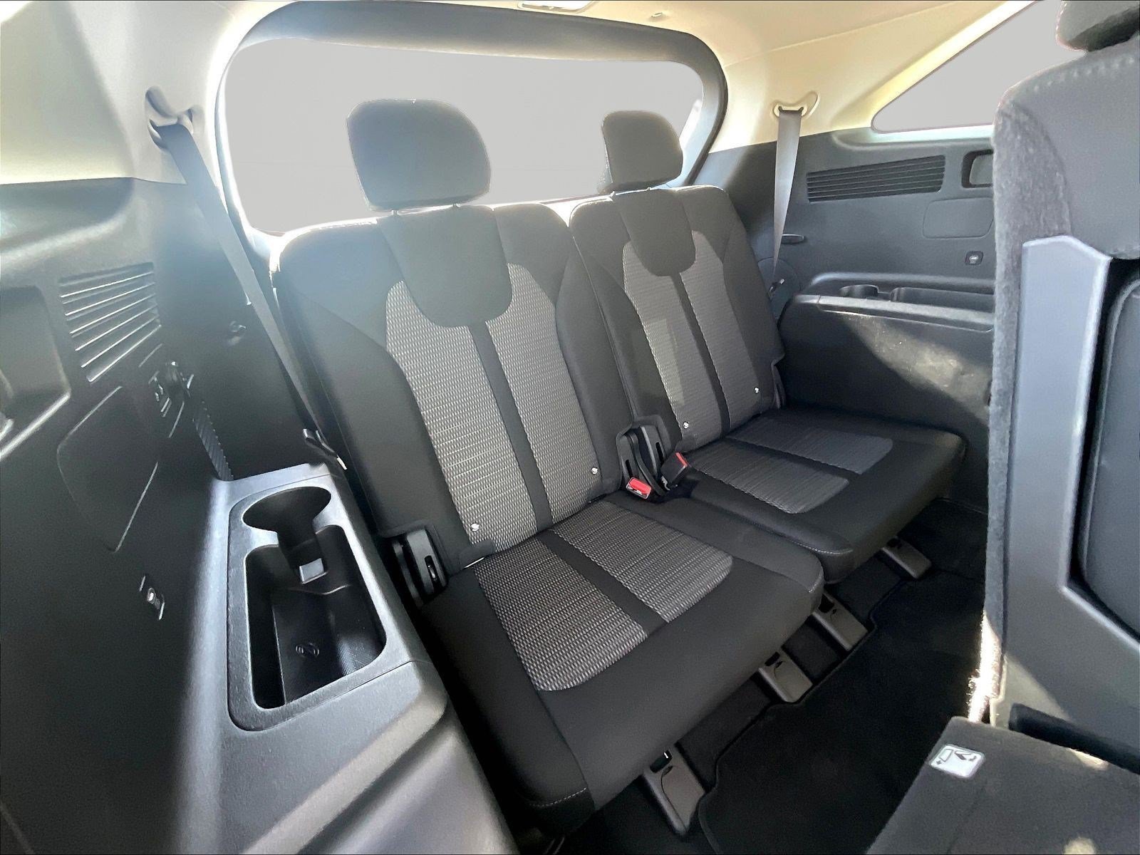 New 2026 Kia Sorento LX FWD image 21