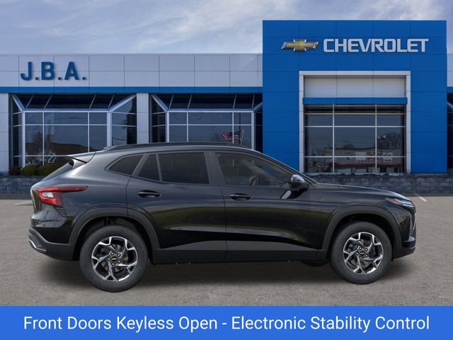 New 2026 Chevrolet Trax LT w/ Driver Confidence Package image 5