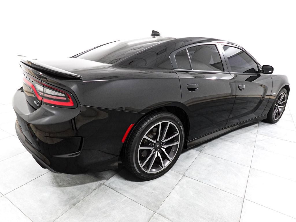 Used 2023 Dodge Charger R/T w/ Technology Group RWD image 7