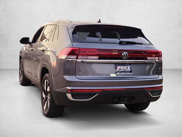 Used 2025 Volkswagen Atlas Cross Sport SE image 7