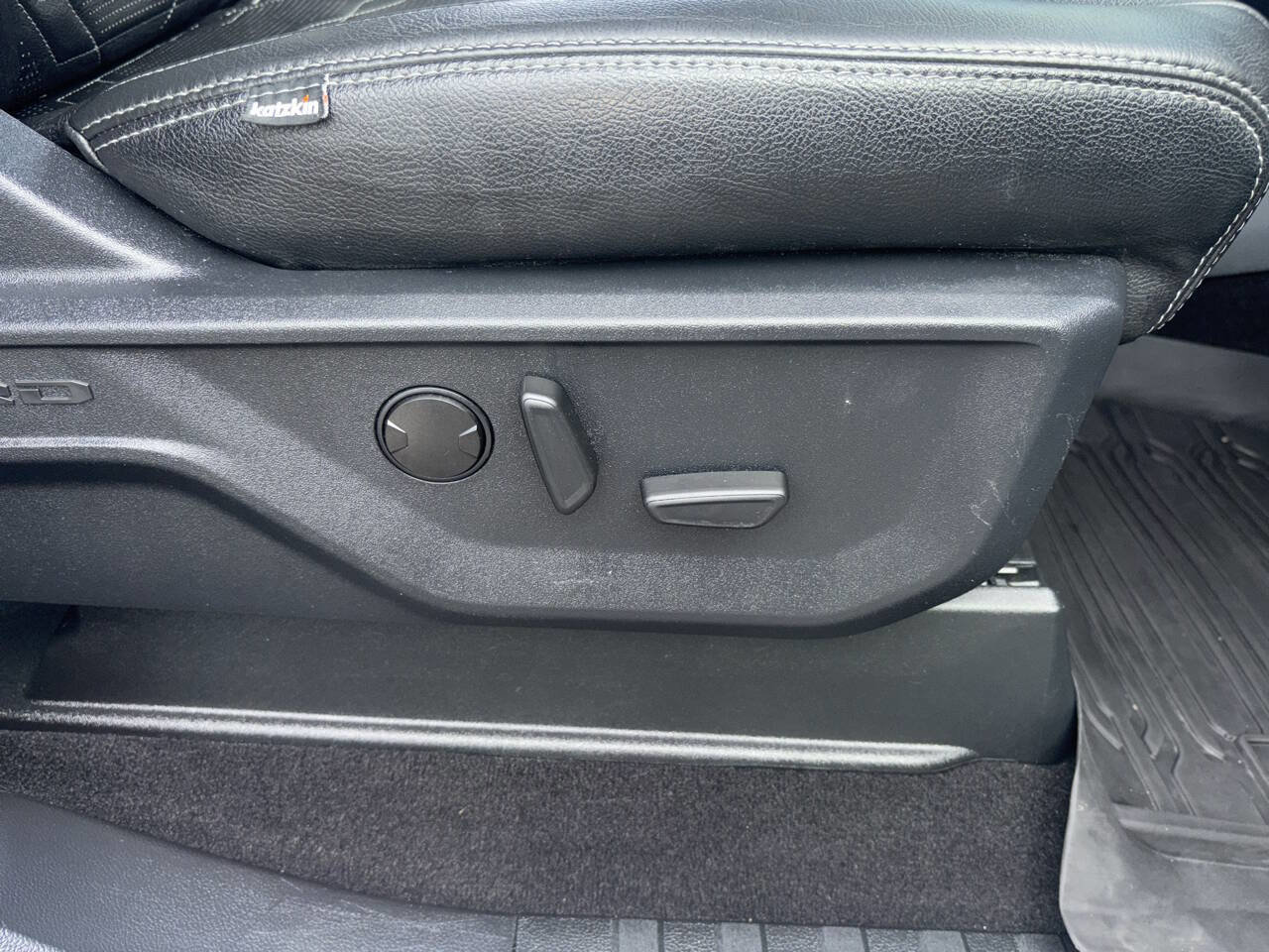 Used 2022 Ford F150 XLT w/ Equipment Group 302A High image 43