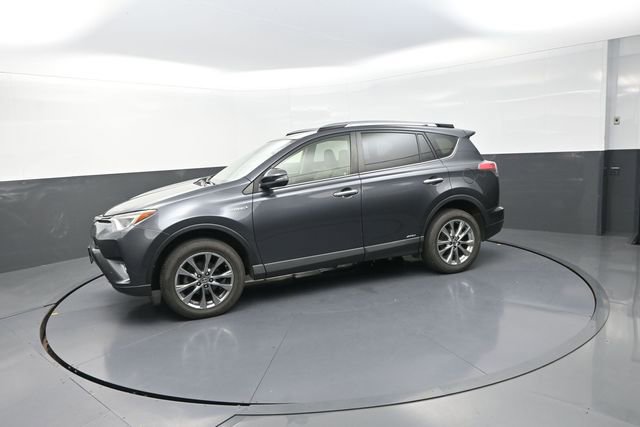 Used 2018 Toyota RAV4 Limited AWD/4WD image 43