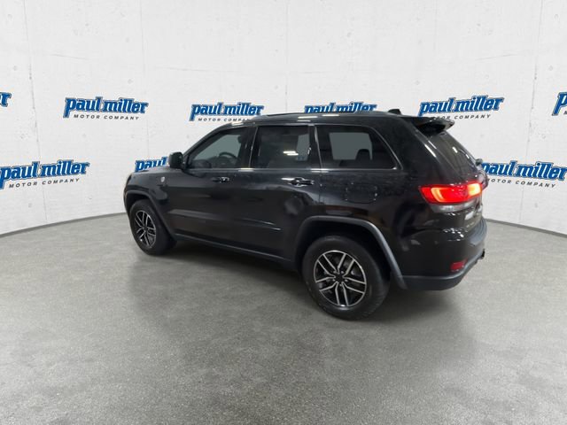 Used 2021 Jeep Grand Cherokee Trailhawk AWD/4WD image 7