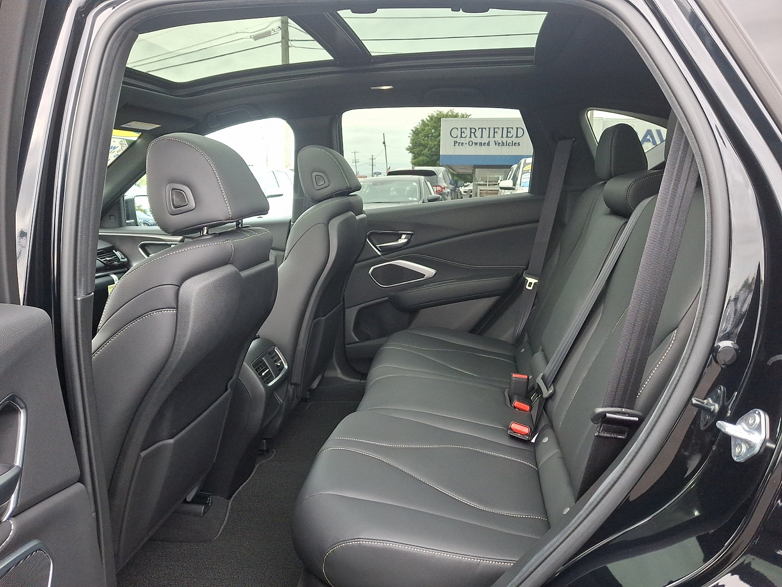 Certified 2026 Acura RDX SH-AWD image 10