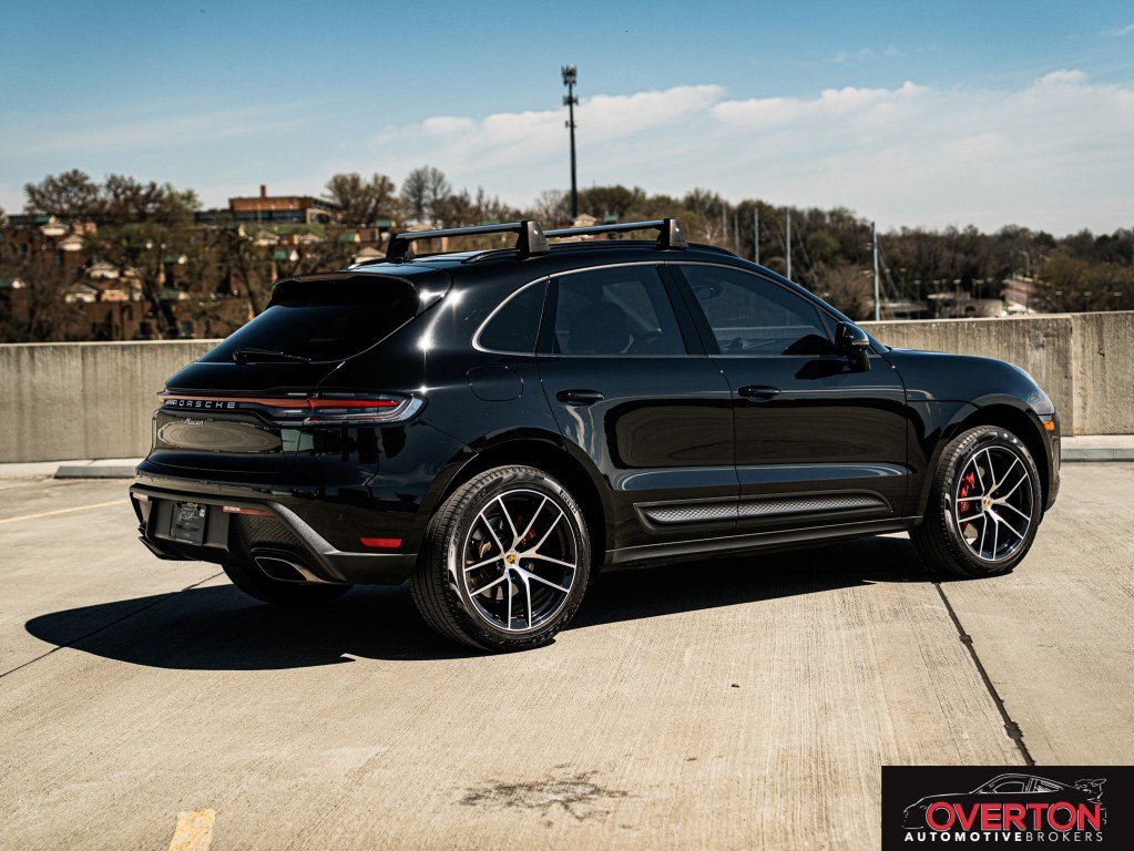 Used 2023 Porsche Macan image 5