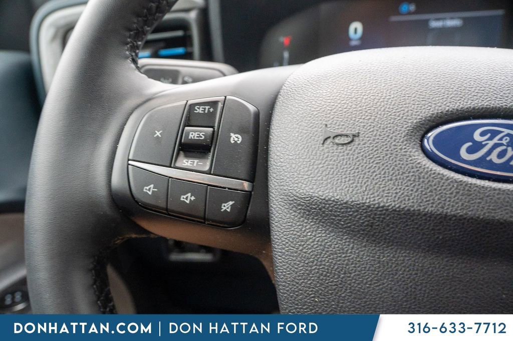 Used 2025 Ford Maverick XLT w/ XLT Luxury Package AWD/4WD image 13