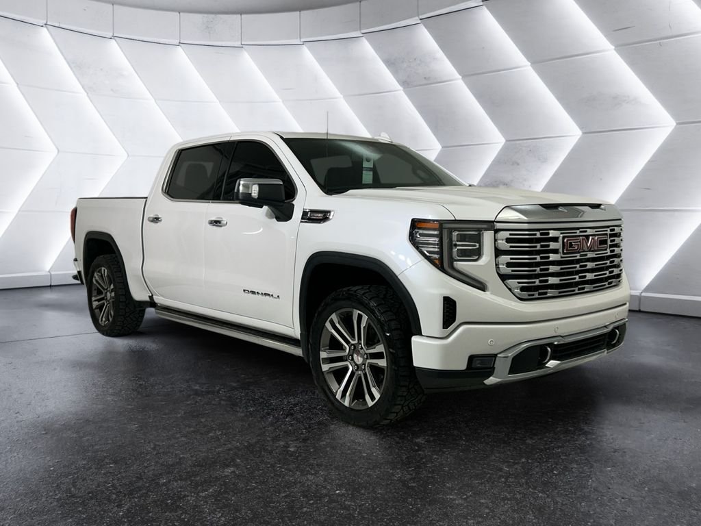 Used 2023 GMC Sierra 1500 Denali AWD/4WD image 1