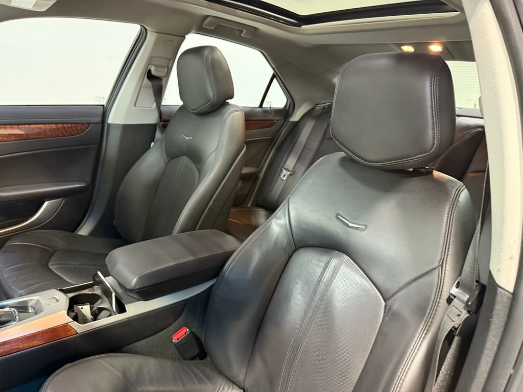 Used 2011 Cadillac CTS Premium RWD image 30