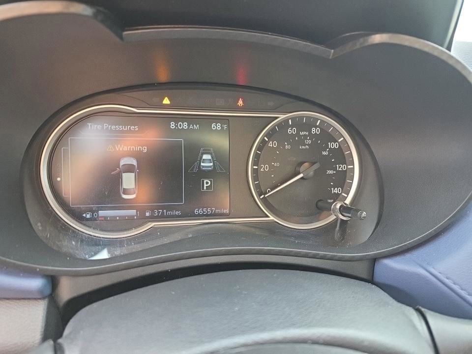 Used 2024 Nissan Versa SV w/ Trunk Package image 12