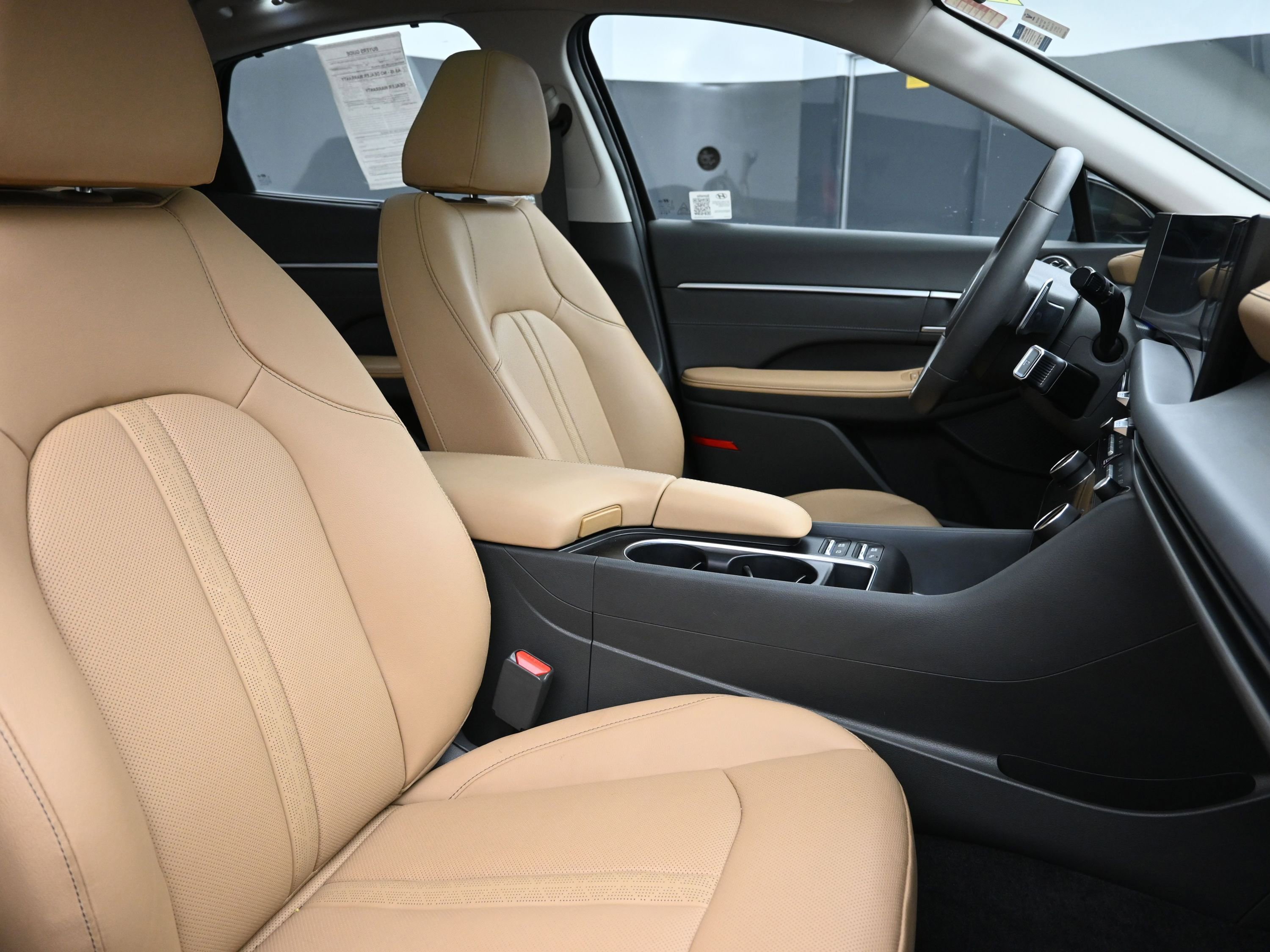 Certified 2025 Hyundai Sonata Limited image 27