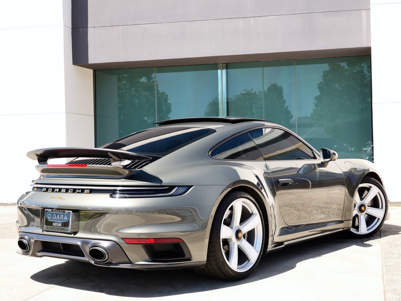 Used 2025 Porsche 911 Turbo AWD/4WD image 6