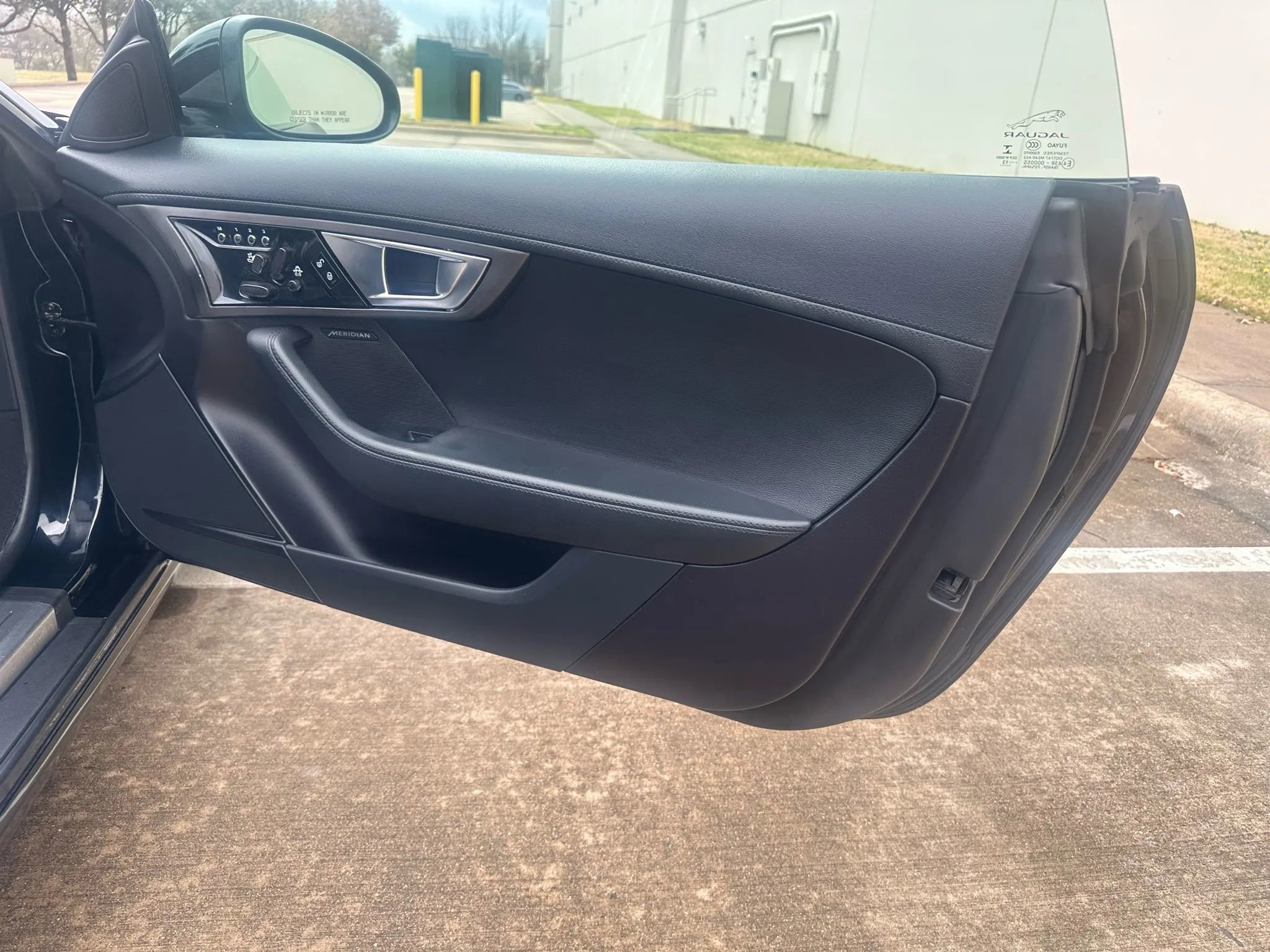 Used 2014 Jaguar F-TYPE S image 20