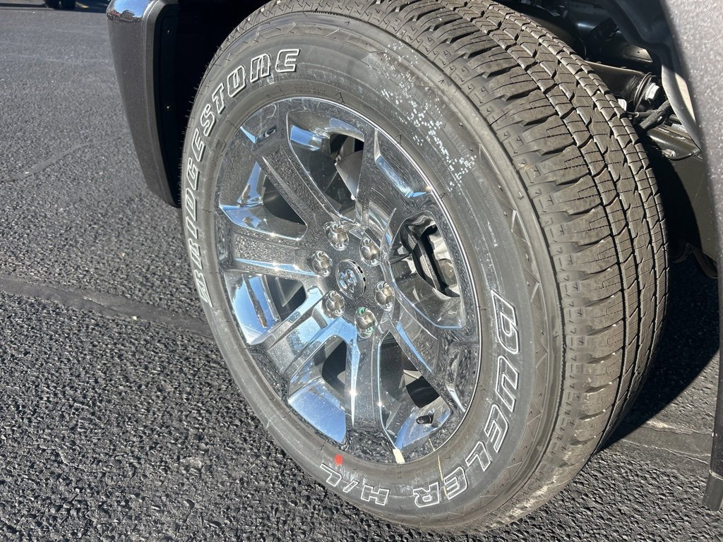 New 2026 RAM 1500 4x4 Crew Cab image 15