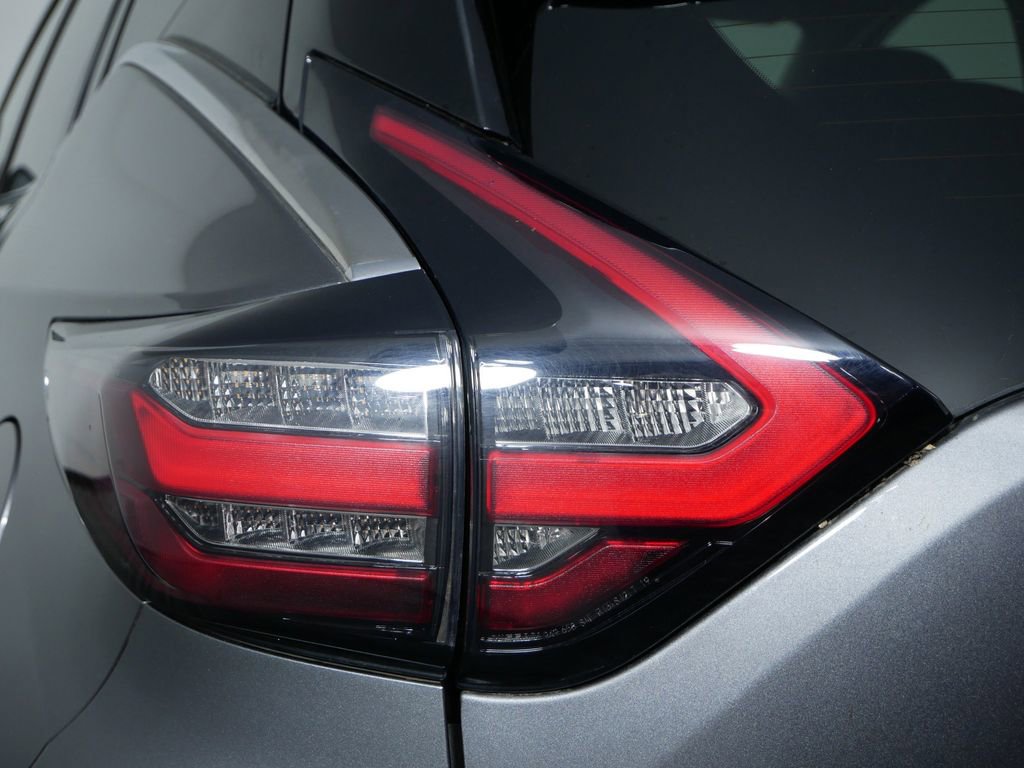 Used 2022 Nissan Murano S image 10