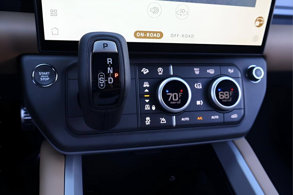 New 2026 Land Rover Defender 110 X AWD/4WD image 25