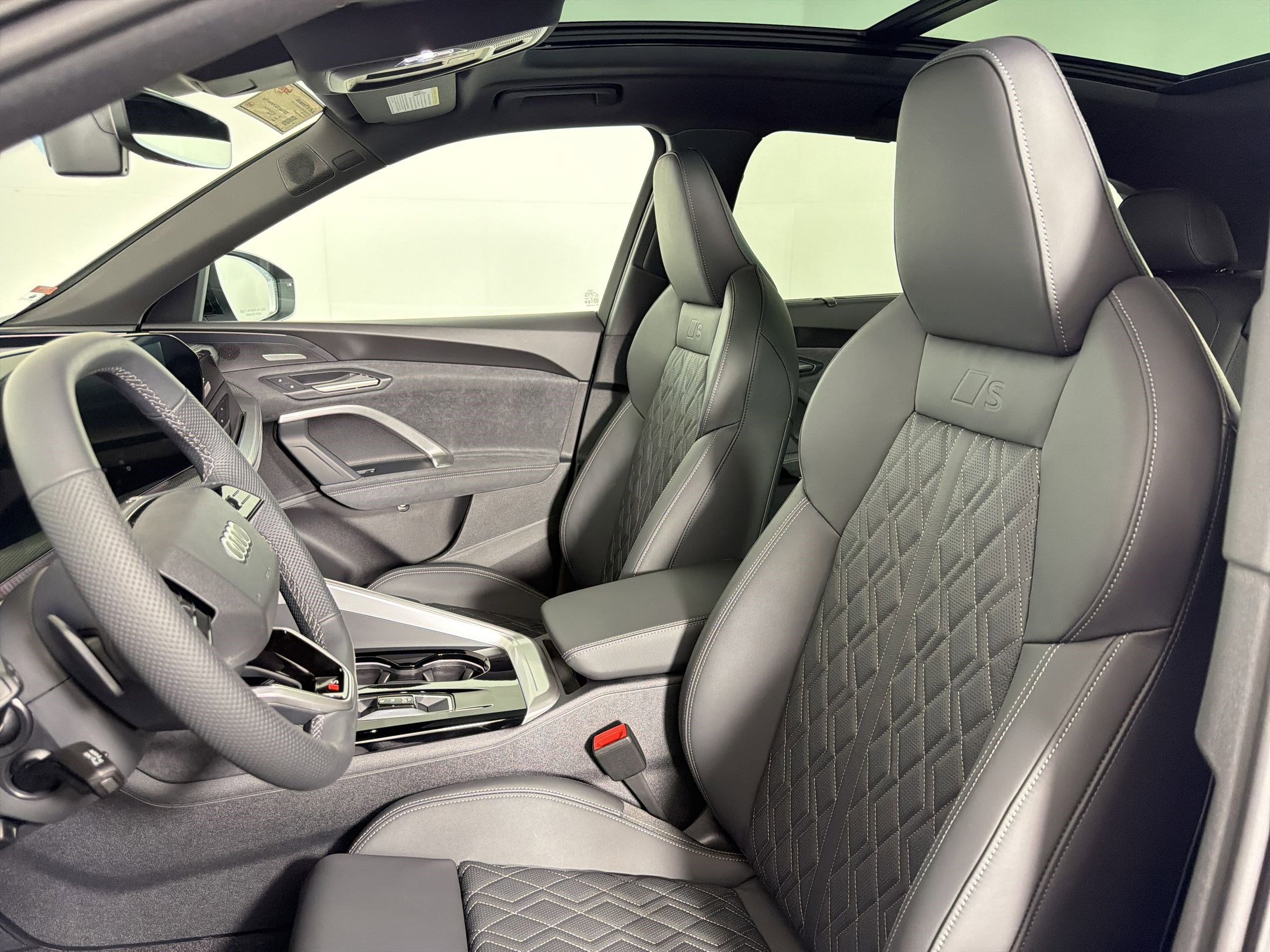 New 2026 Audi SQ5 Premium Plus image 21