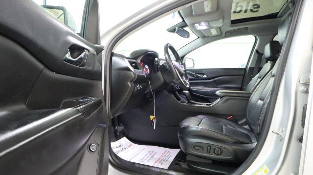 Used 2017 GMC Acadia SLT image 9