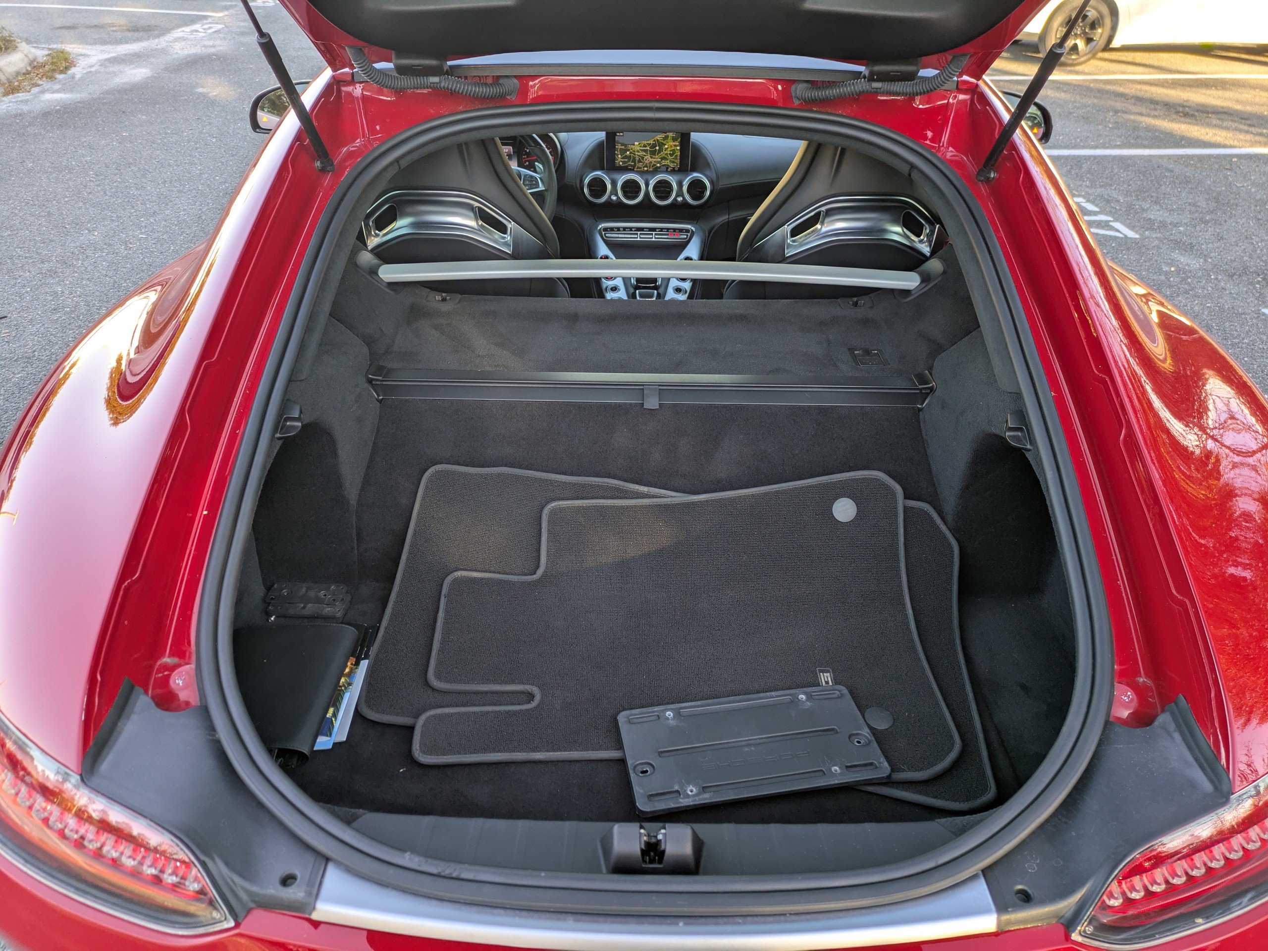 Used 2016 Mercedes-Benz AMG GT S w/ Exclusive Interior Package image 12