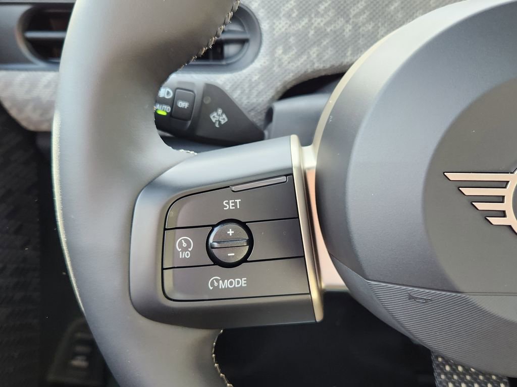 Used 2025 MINI Cooper S FWD image 19