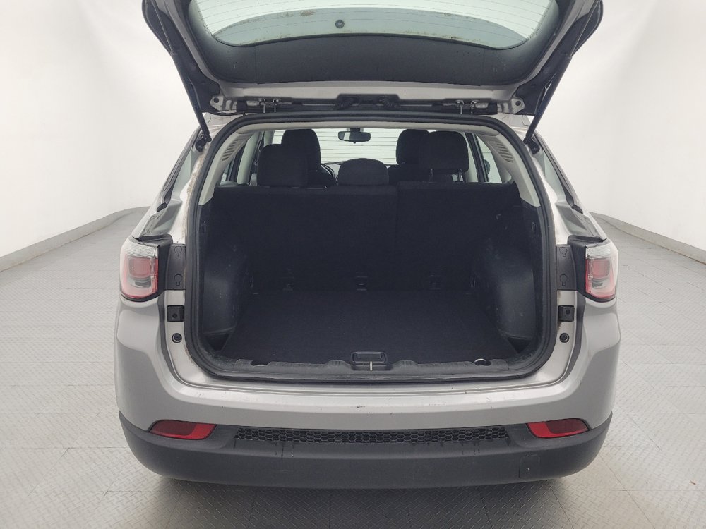 Used 2019 Jeep Compass Sport FWD image 29