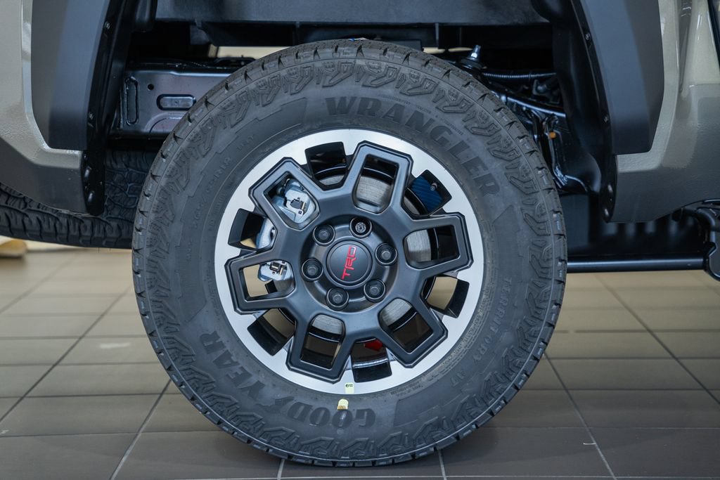 New 2026 Toyota Tacoma TRD Off-Road w/ TRD Off Road Premium Package AWD/4WD image 17