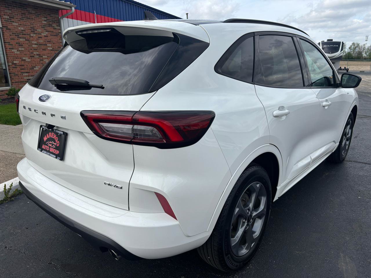 Used 2023 Ford Escape ST-Line AWD/4WD image 3