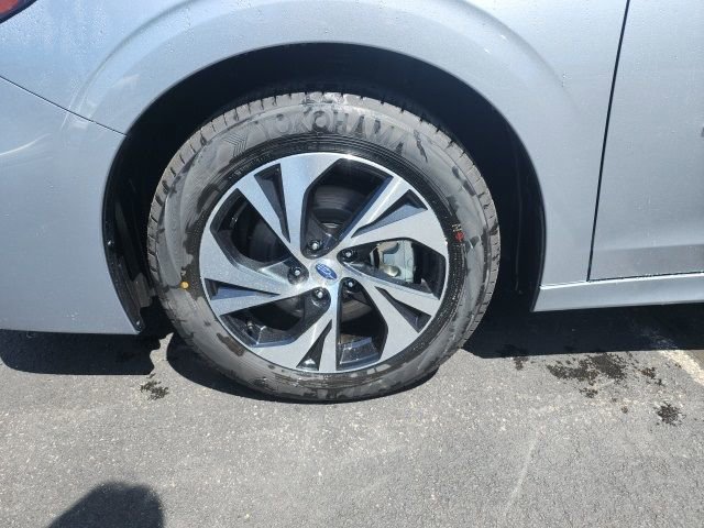 Certified 2025 Subaru Legacy Premium AWD/4WD image 10