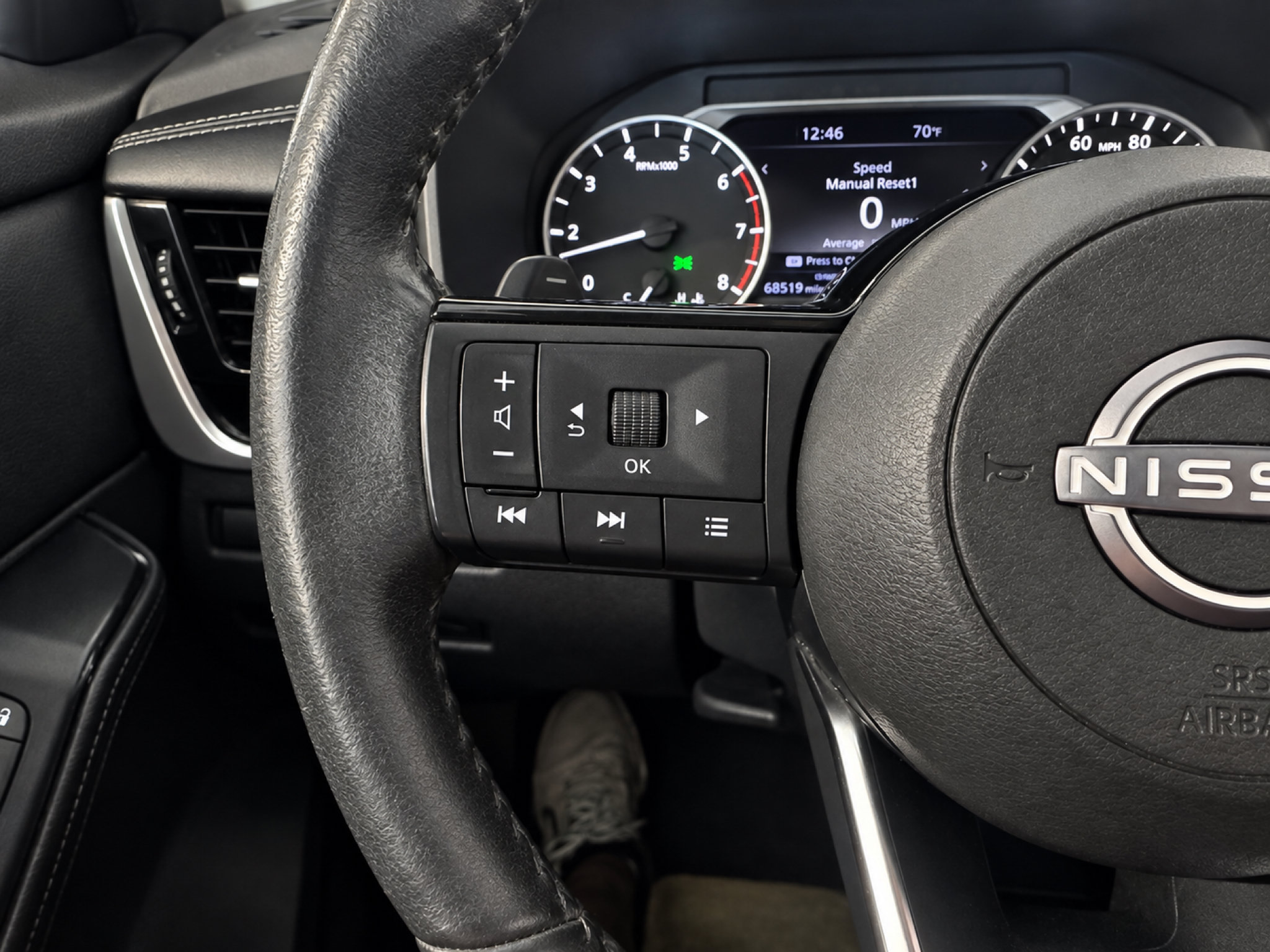 Used 2023 Nissan Rogue SL w/ SL Premium Package FWD image 23