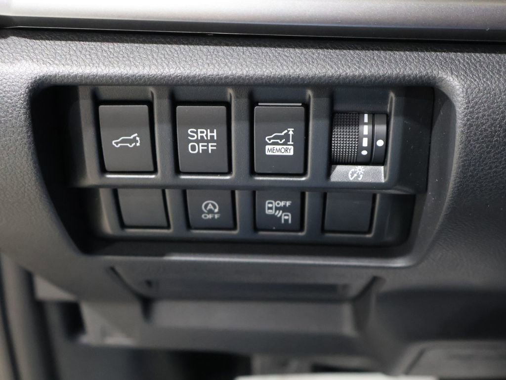 Used 2023 Subaru Forester Premium image 33