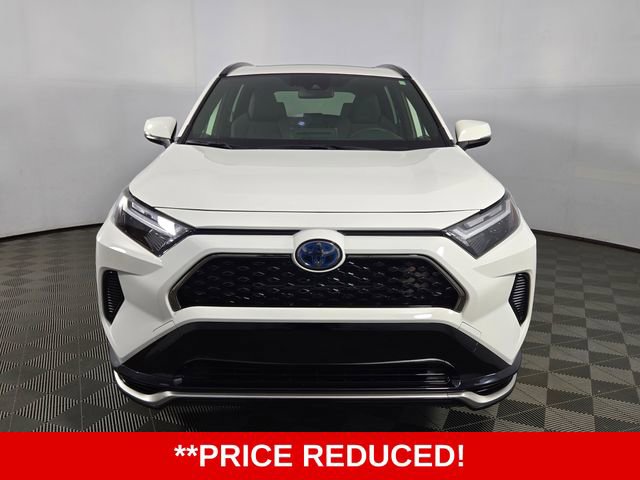 Used 2024 Toyota RAV4 SE w/ Weather & Moonroof Package AWD/4WD video 2