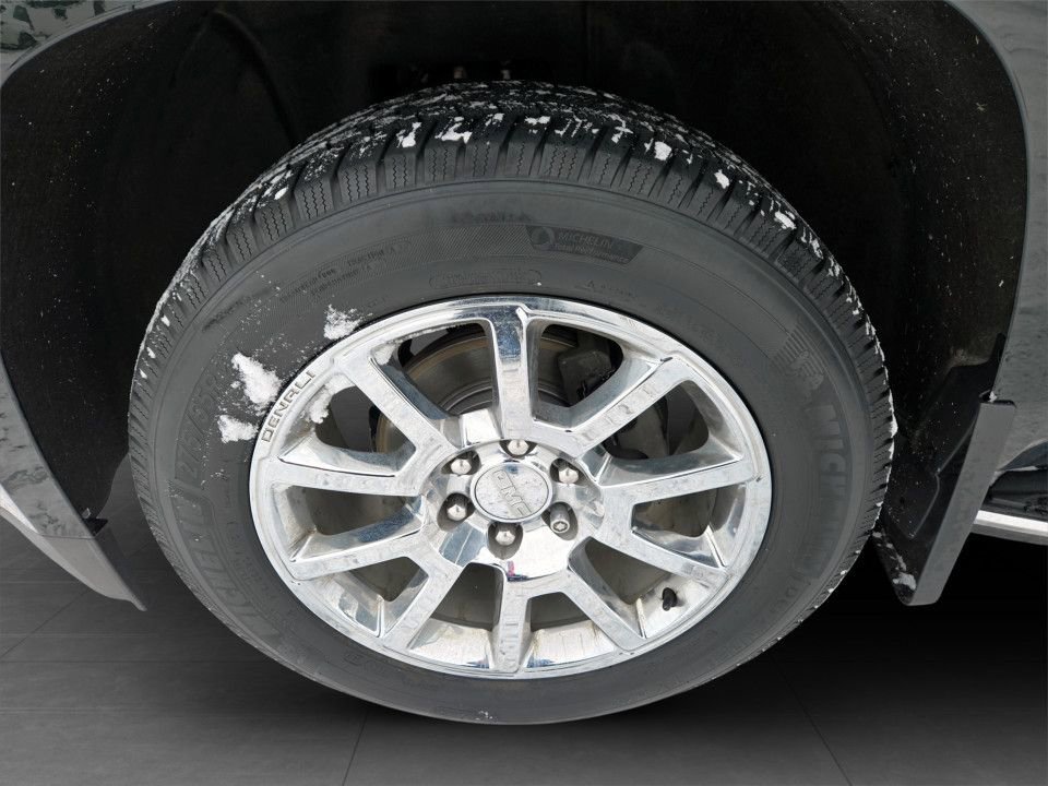 Used 2016 GMC Yukon Denali image 35