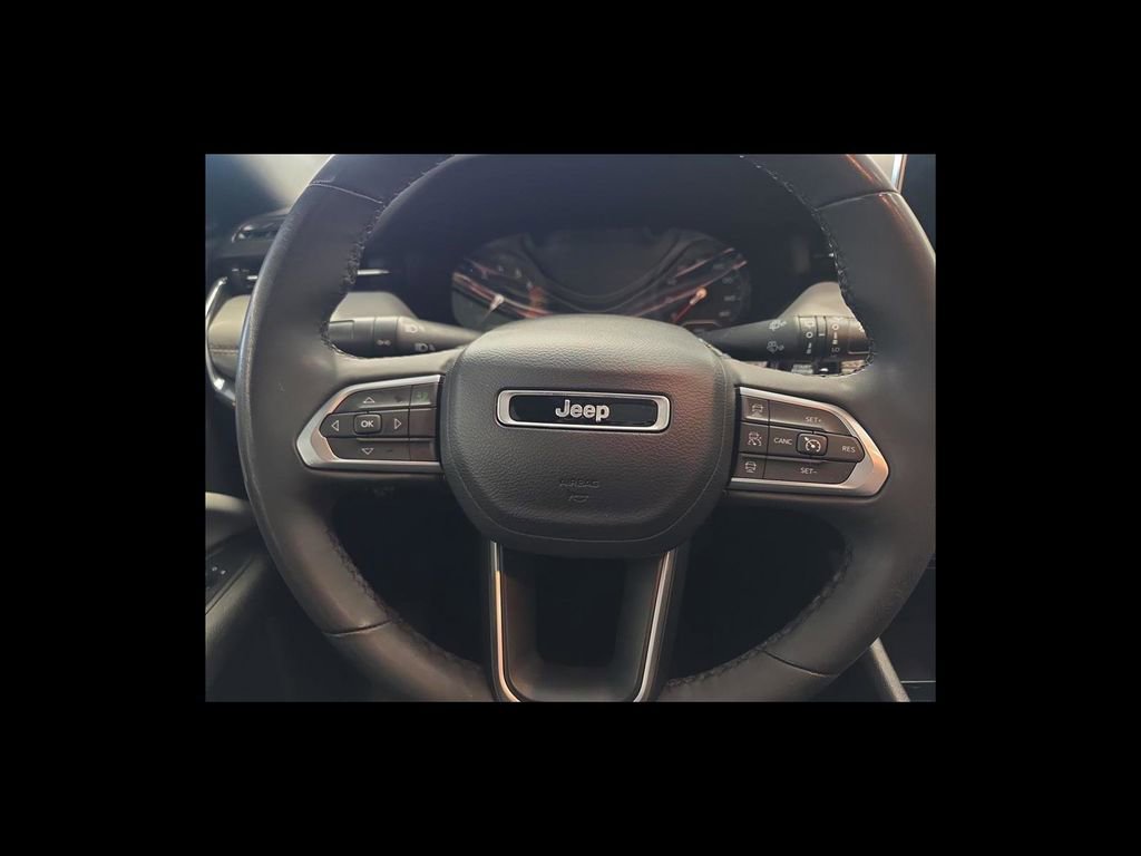 Used 2023 Jeep Compass Limited w/ Sun and Sound Group AWD/4WD image 14