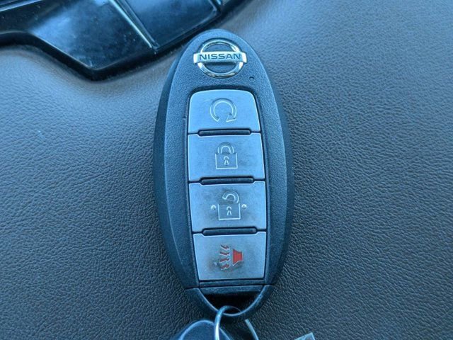 Used 2021 Nissan Titan Platinum Reserve RWD image 25