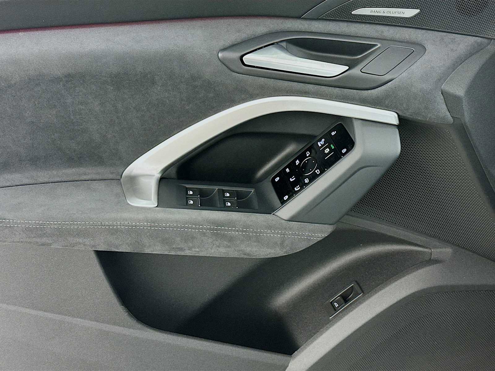 New 2026 Audi SQ5 Premium Plus AWD/4WD image 16