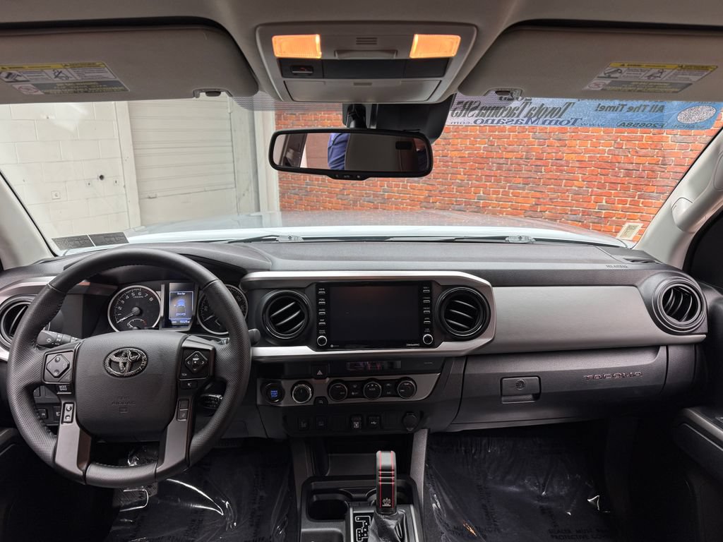Used 2023 Toyota Tacoma SR5 w/ Technology Package AWD/4WD image 13