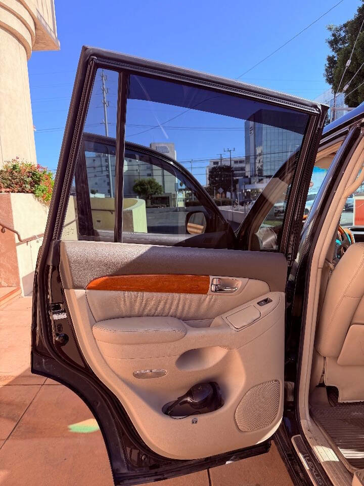 Used 2005 Lexus GX 470 image 23