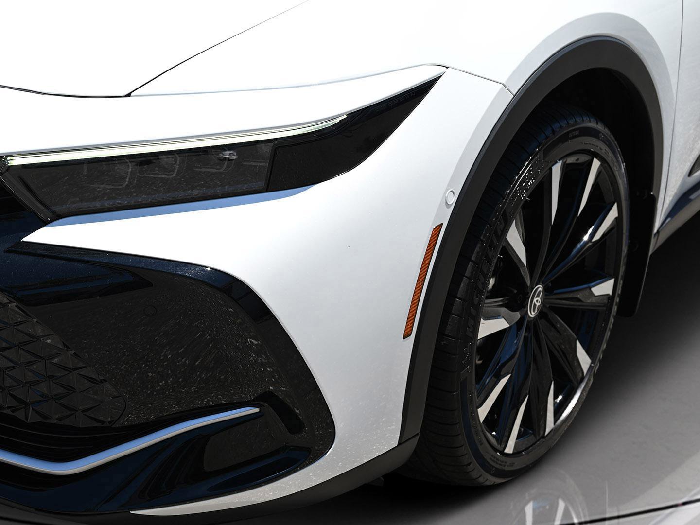 Used 2025 Toyota Crown Platinum image 11