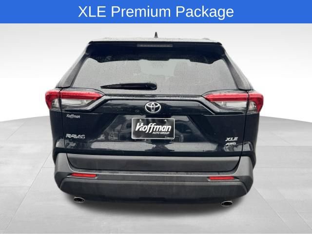 Used 2019 Toyota RAV4 XLE Premium w/ Cold Weather Package AWD/4WD image 4