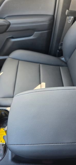 New 2026 Chevrolet Colorado LT w/ LT Convenience Package AWD/4WD image 28