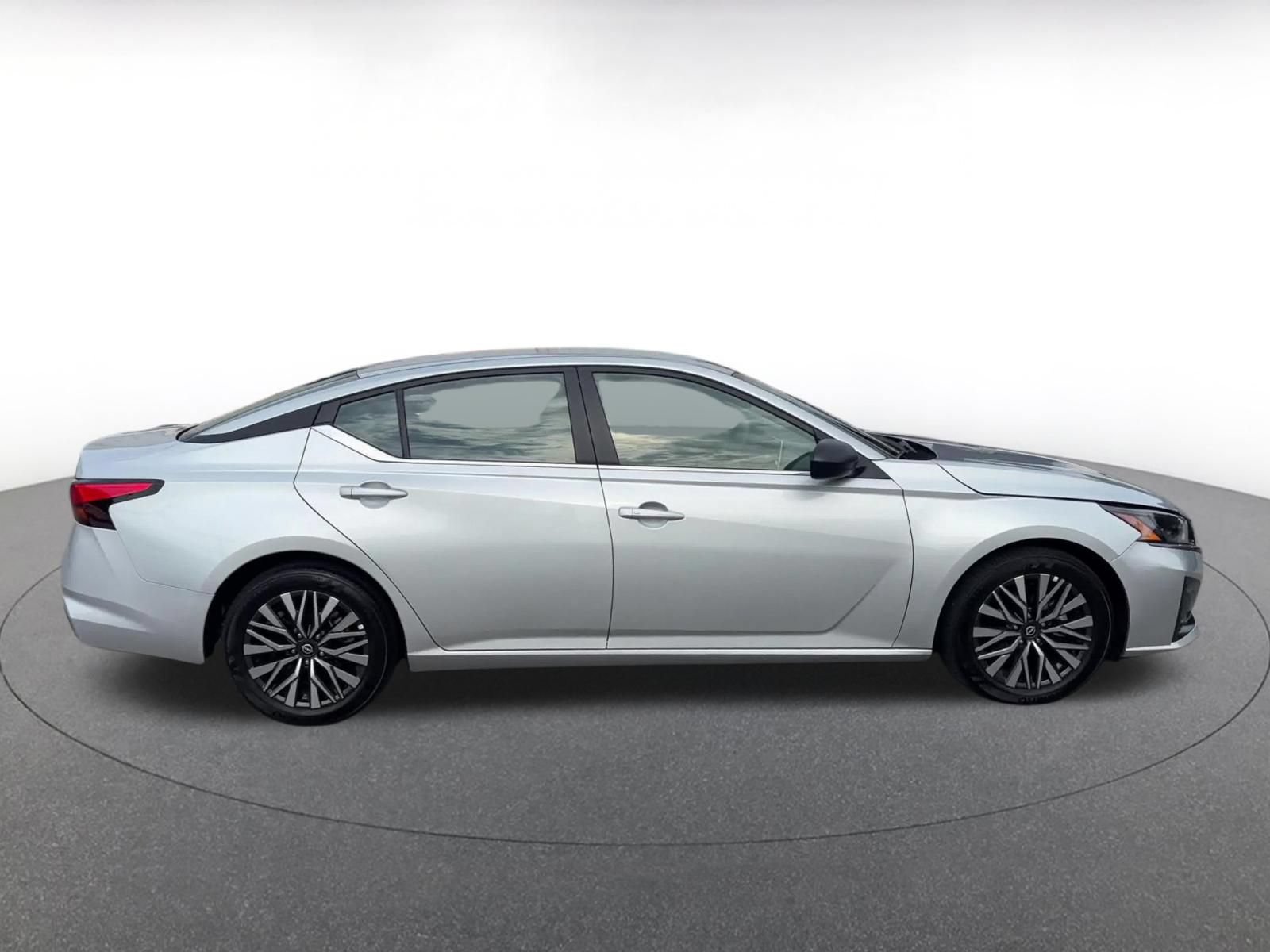 Used 2026 Nissan Altima 2.5 SV FWD image 16