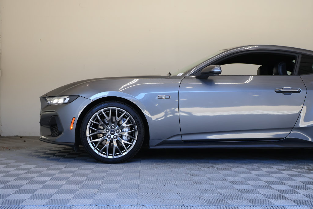 Used 2024 Ford Mustang GT Premium RWD image 8