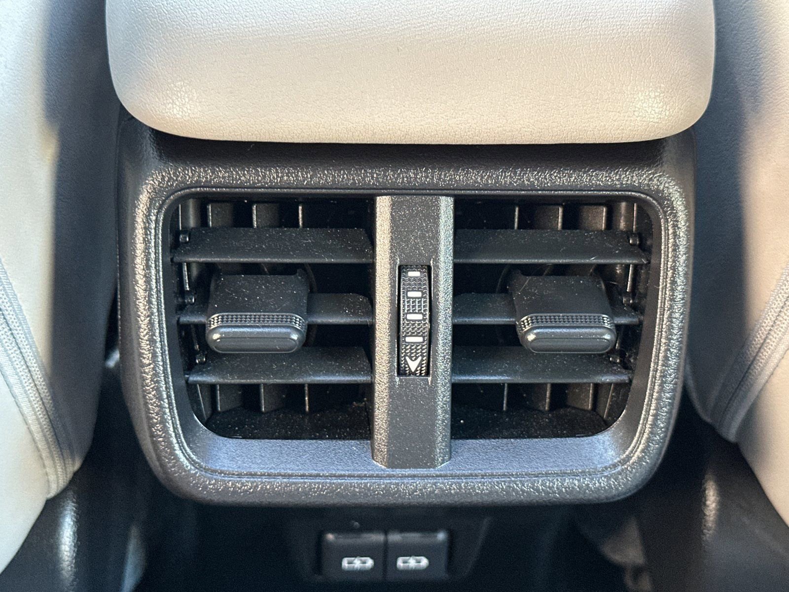 Used 2023 Lexus UX 250h F Sport w/ Accessory Package (Z2) image 14