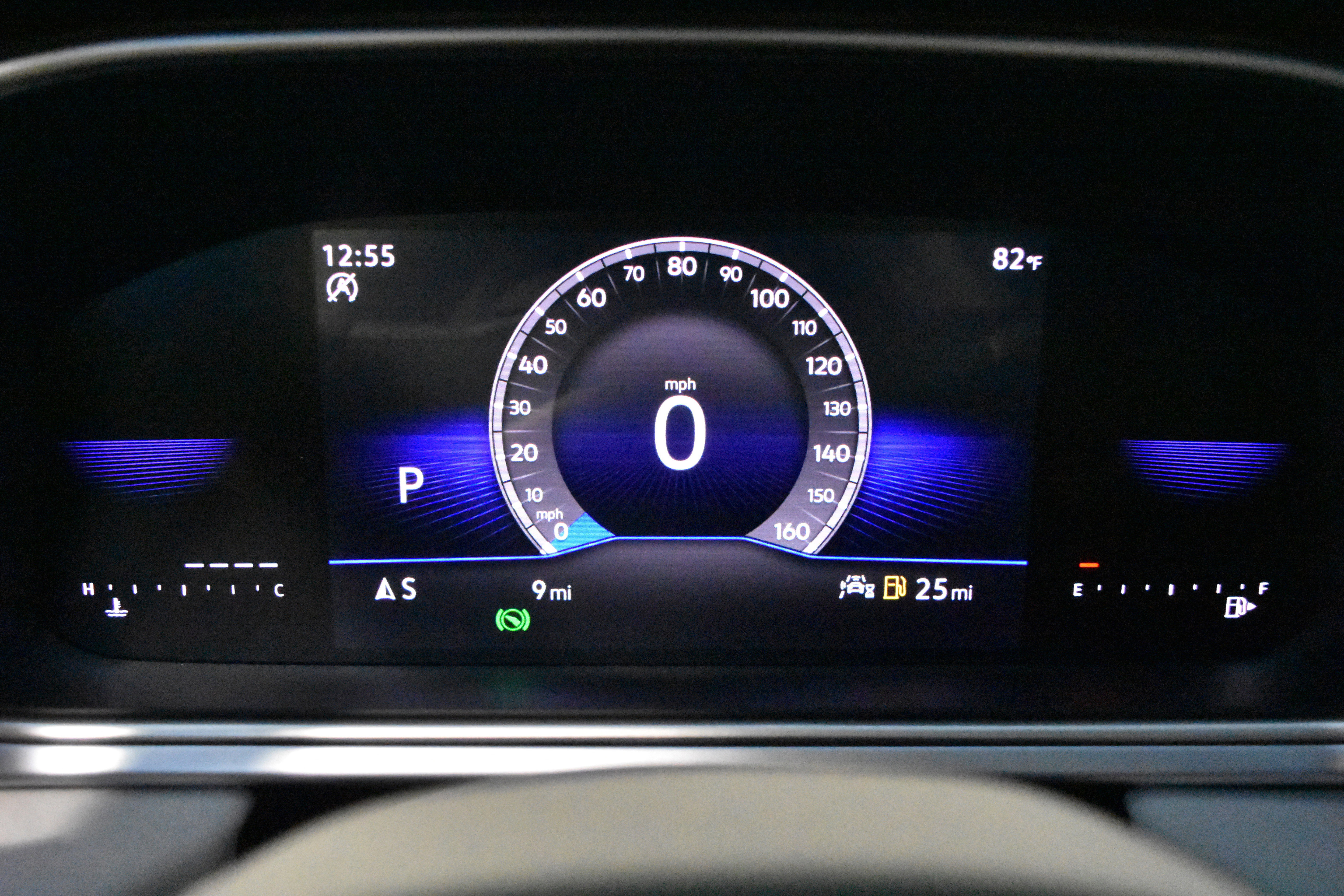 New 2025 Volkswagen Taos SE image 14