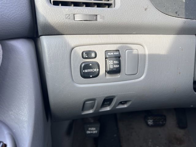 Used 2009 Toyota Sienna CE image 13