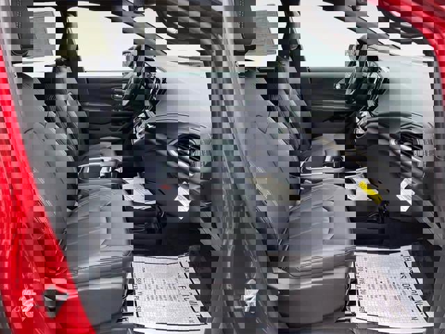 New 2026 Chrysler Pacifica Select image 30