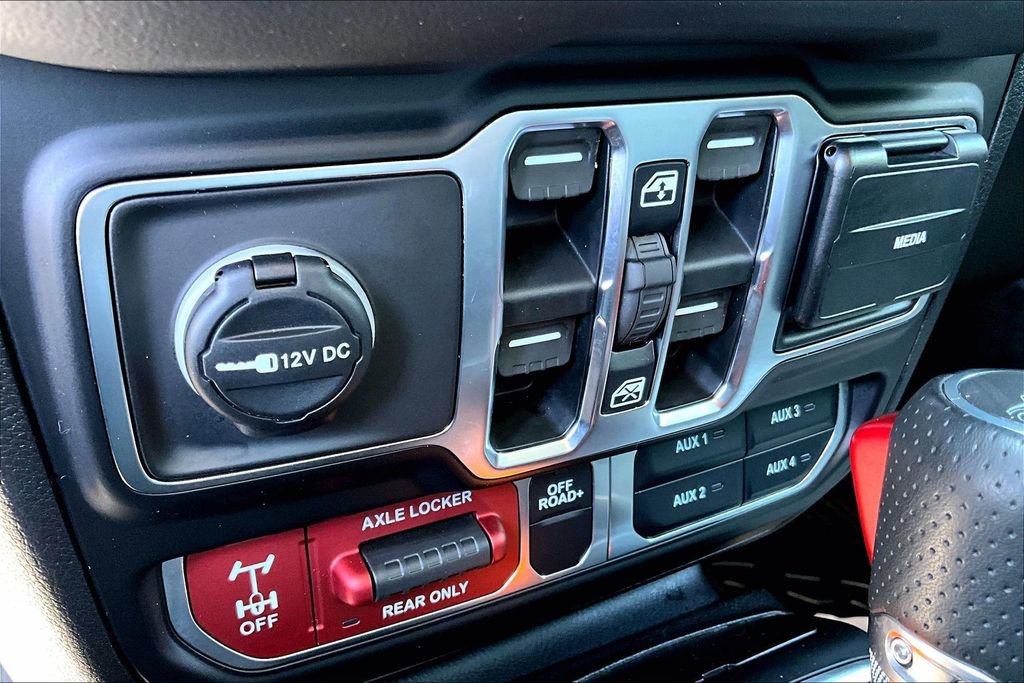 Used 2026 Jeep Gladiator Mojave AWD/4WD image 31