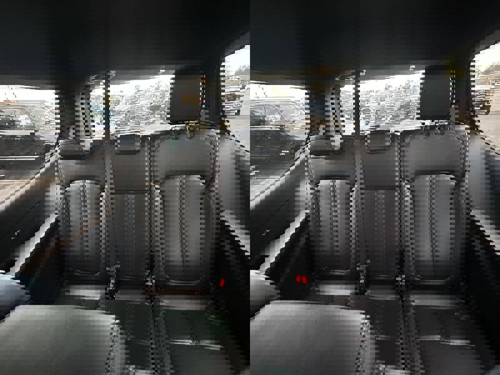 Used 2024 Jeep Wagoneer Series II w/ Flexible Seating Group image 36