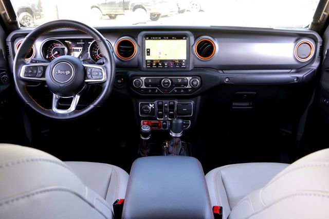 Used 2022 Jeep Gladiator Mojave w/ LED Lighting Group AWD/4WD image 25